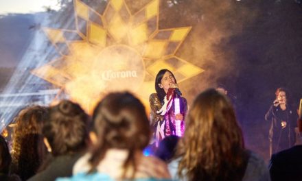 Voluntarios Por El Océano cerró gira con concierto de Javiera Mena en Chiloé