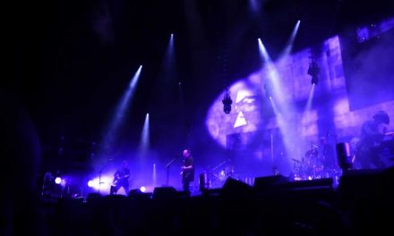 Radiohead cautiva en Festival SUE con una impactante puesta en escena